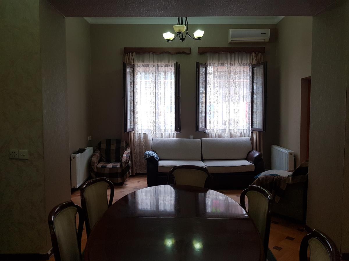 Apartments Cira Batoumi Extérieur photo